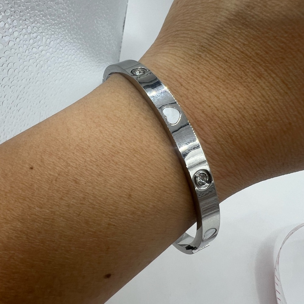 Silver Heart and Stone Bangle Bracelet - Picture 4 of 13